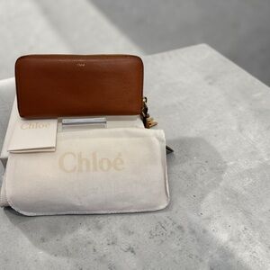 Chloé Brown Leather Zip Wallet-Dust Box, Box, papers